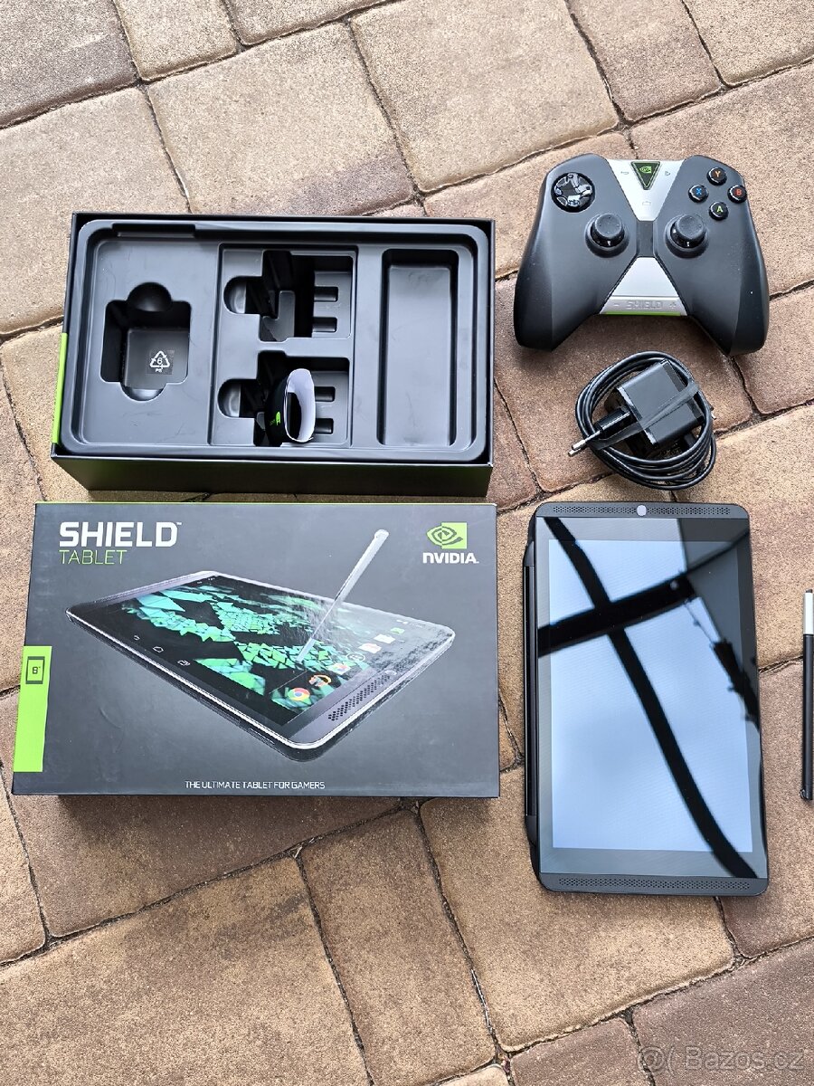 Herni tablet wifi + GSM Nvidia Shield + gamepad