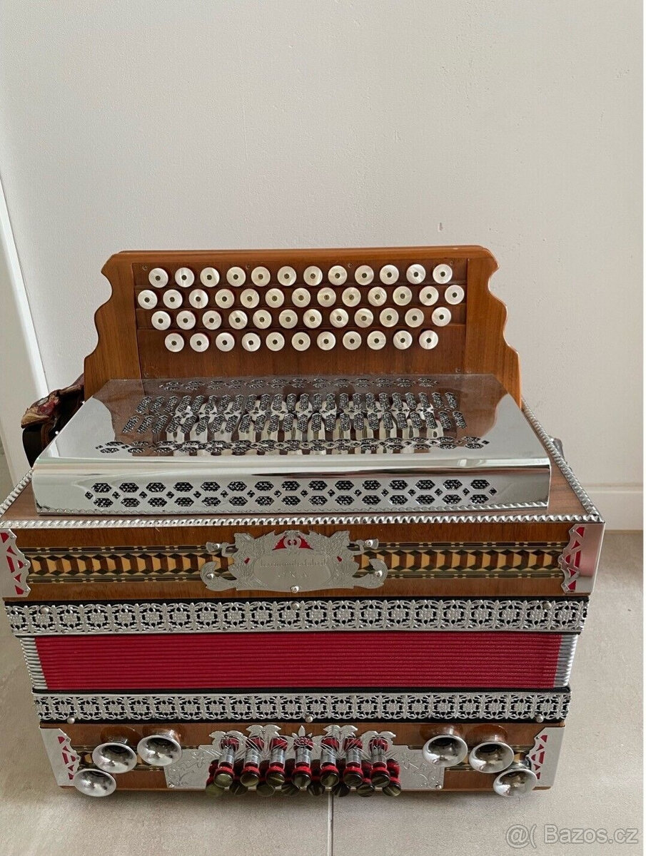 Štýrská harmonika O.R.A. 4 řady, 3 sbory, A-D-G-C