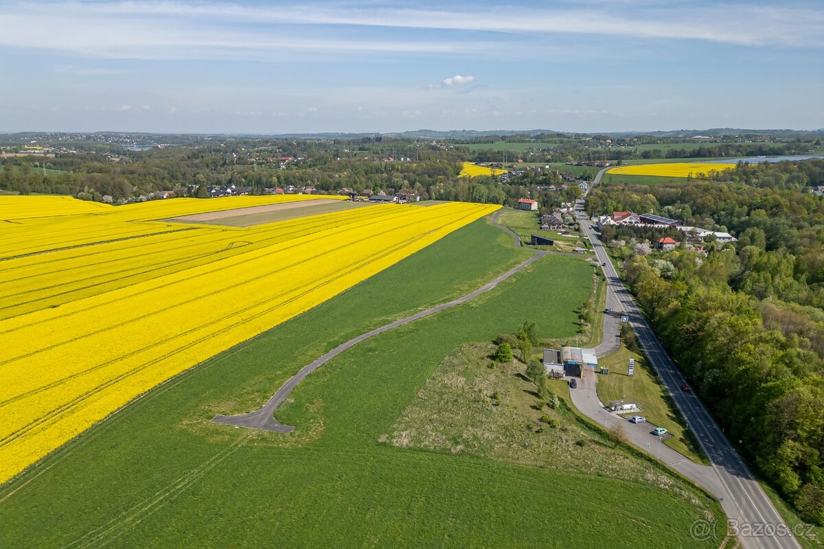Stavební pozemek Vojkovice okres FM