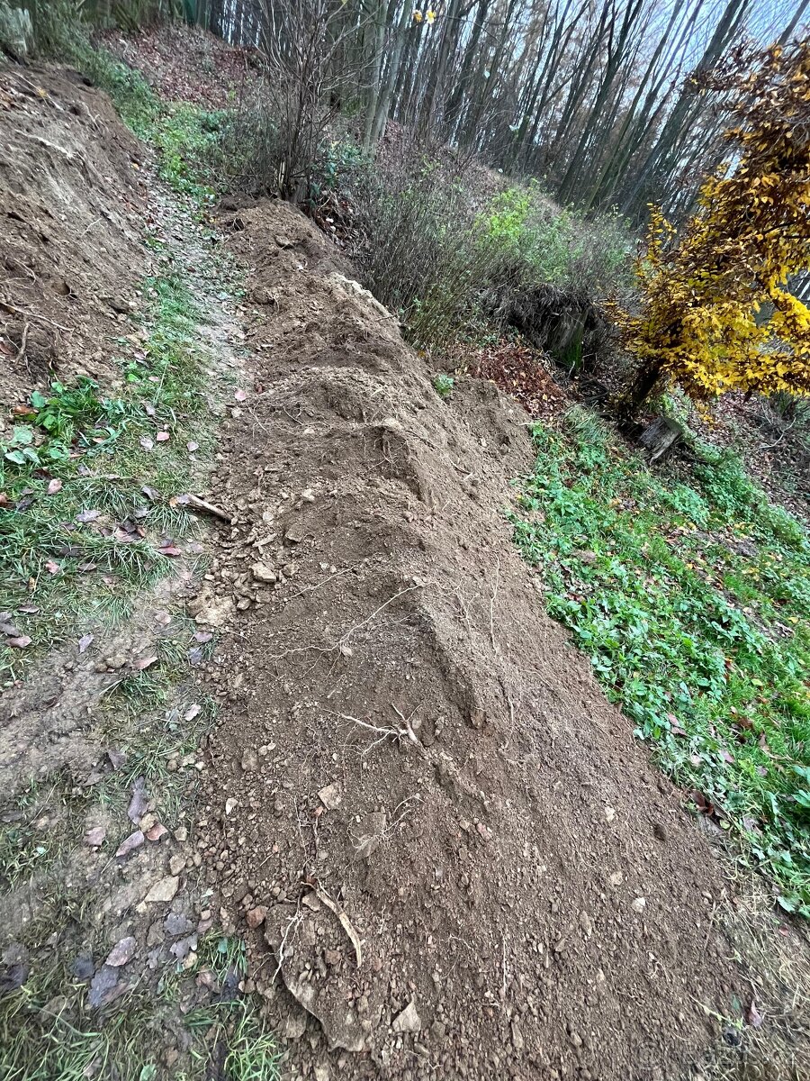Hlína zemina za odvoz Řideč Šternberk