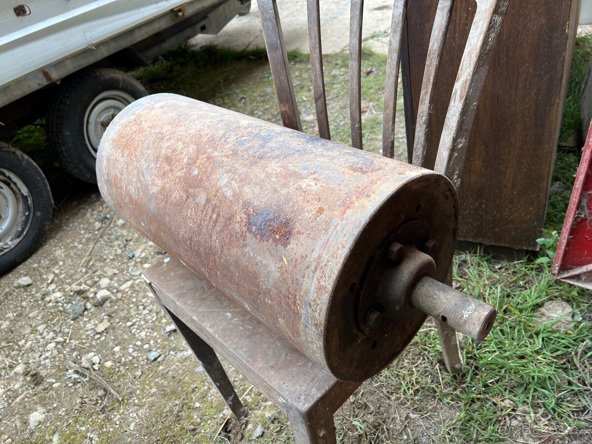 Valce k pasovemu dopravniku