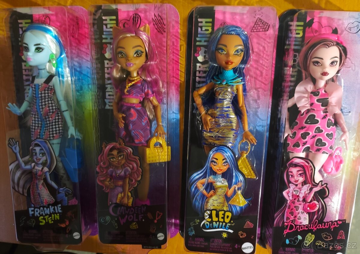 MONSTER  HIGH PANENKA