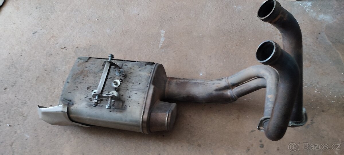 Výfuk + svody Kawasaki Versys 650 2016