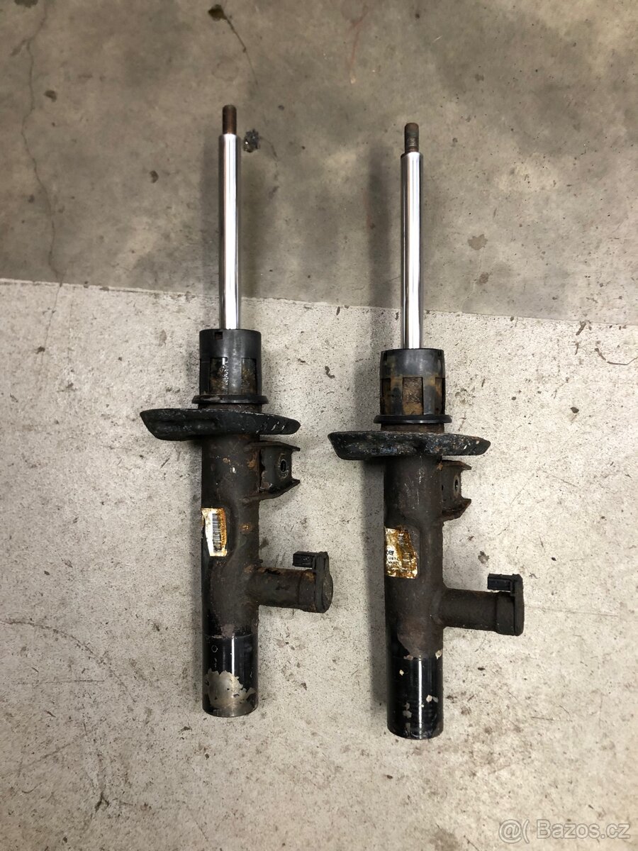 DCC přední tlumiče Passat/Superb/CC/Seat