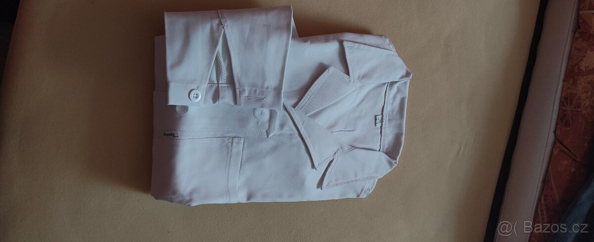 Kvalitní pracovní bílá blůza