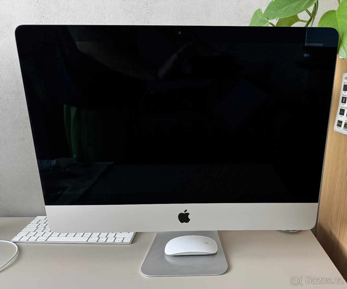 Prodám upgradovaný iMac 21,5 Ratine 4K (2017)