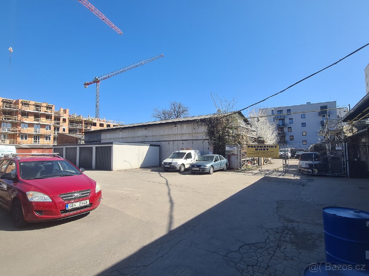 Hala Brno 12x25m 2 podlažní