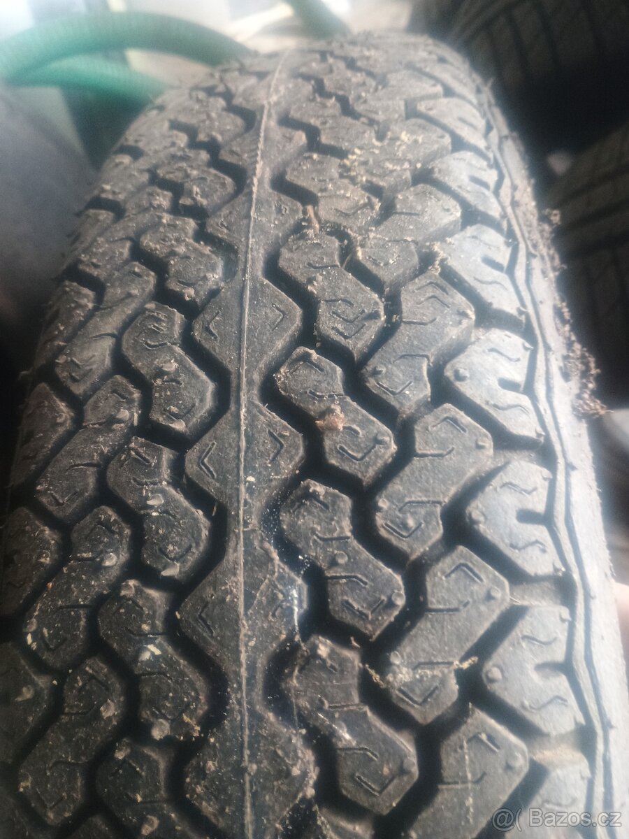 Pláště 165sr13 2kusy