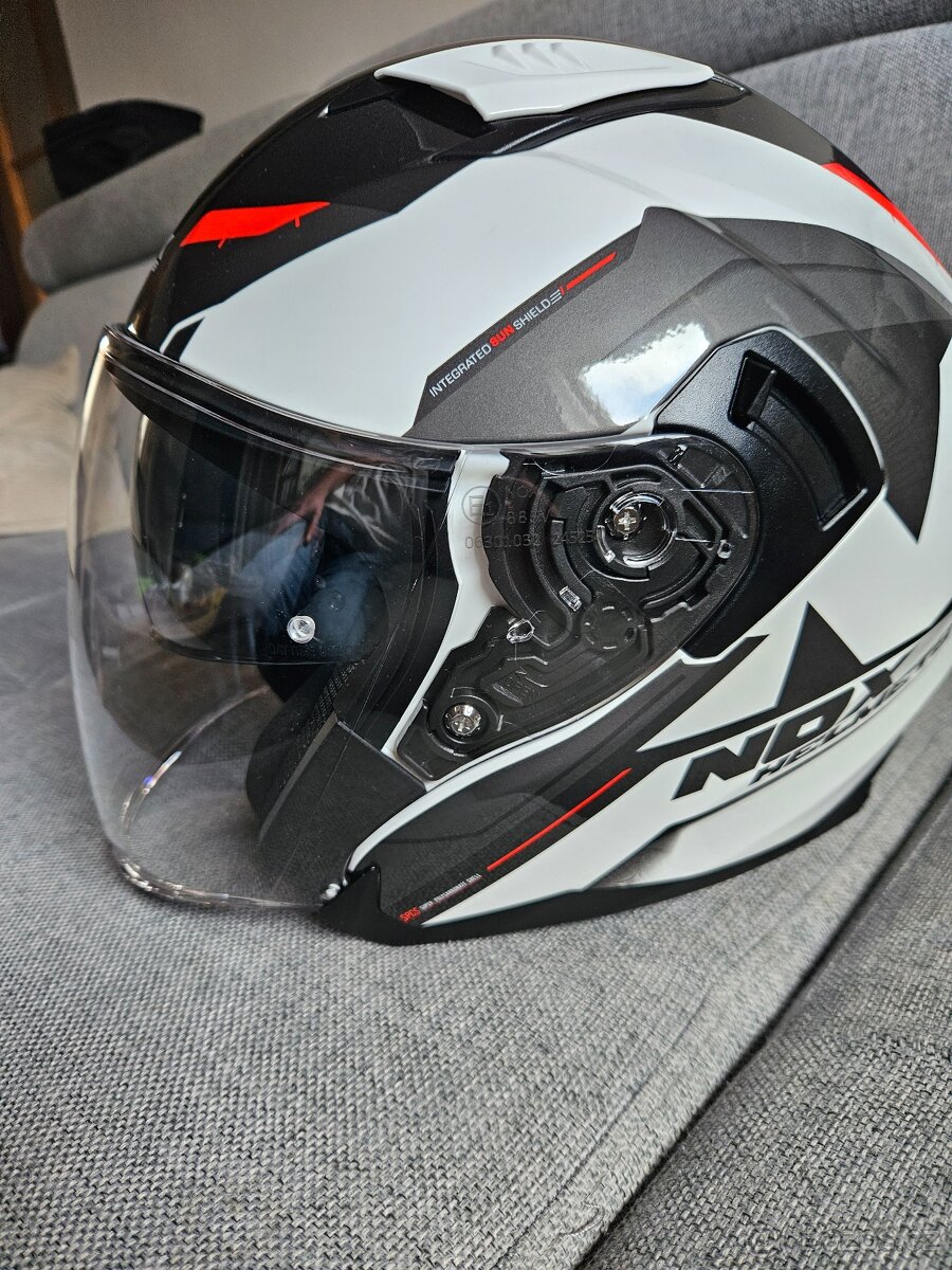 Nová helma NOX