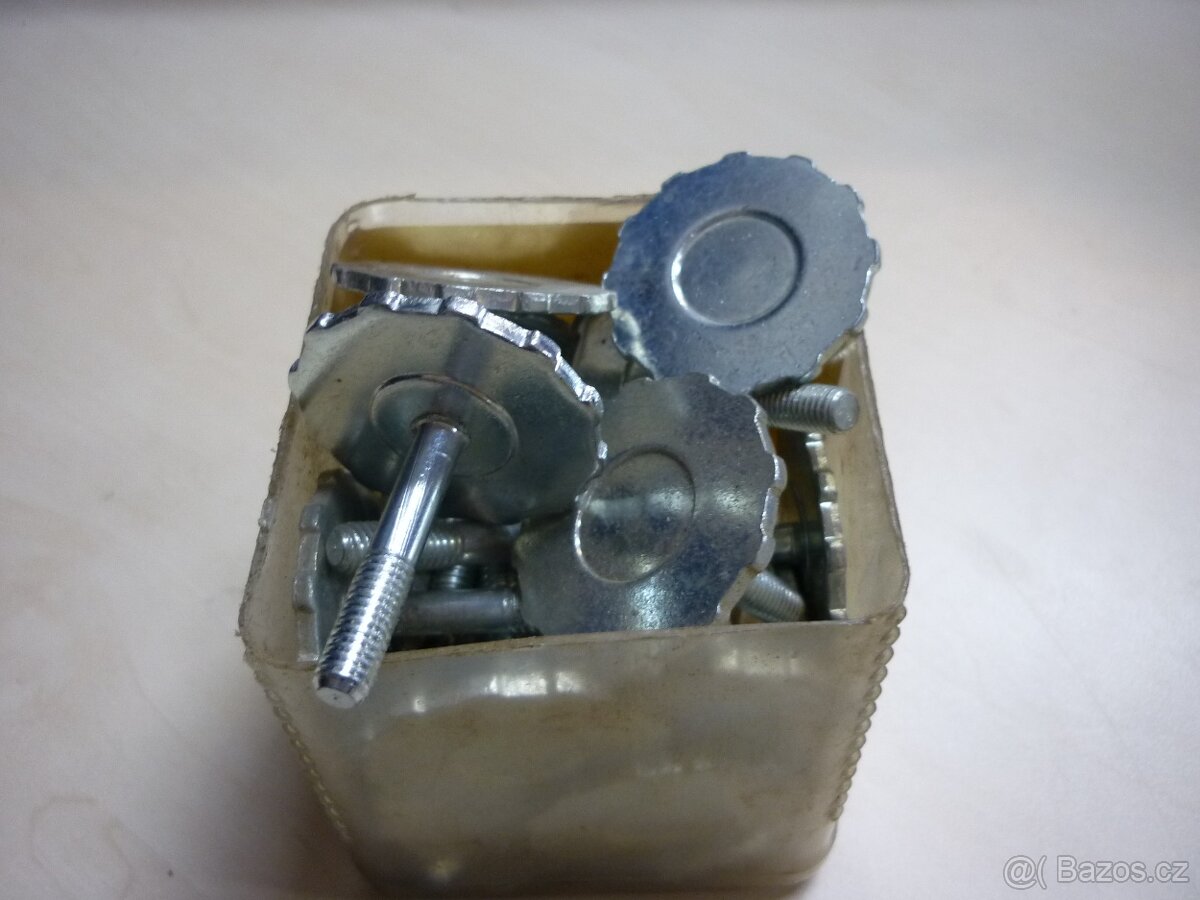 Jawa 350 šroubky kastlíků