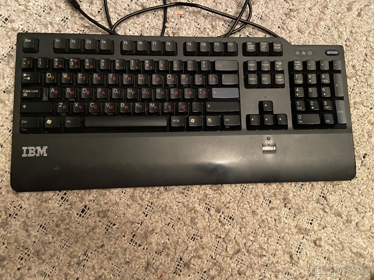 Prodám klávesnici IBM KUF0452.