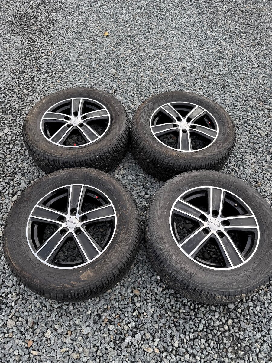 Alu sada zimních kol Dezent 5x130, 255/60r17 Nokian