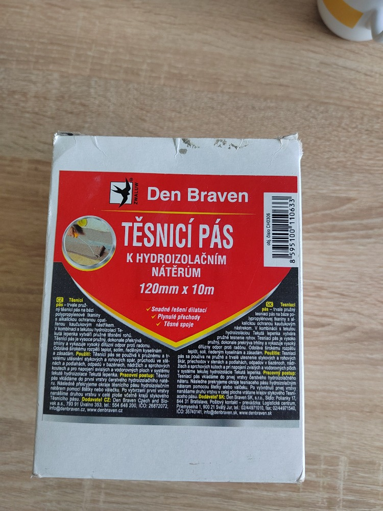 Zbytky z rekonstrukce - Dojezdový systém, izolační páska atd