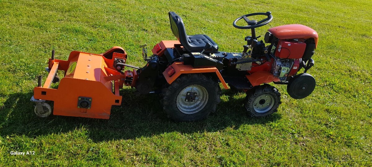 Malotraktor 4x4