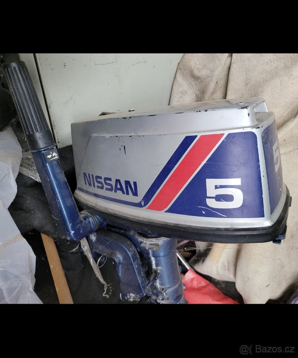 Motor pro člun