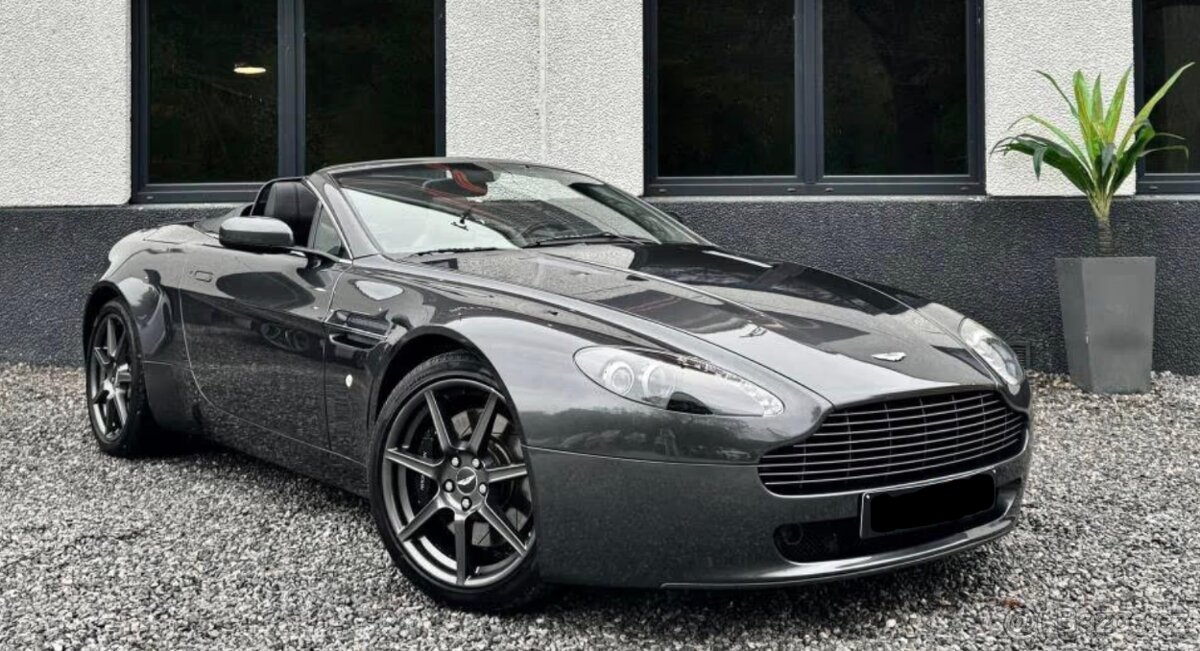 Aston Martin Vantage V8 Roadster z roku 2008