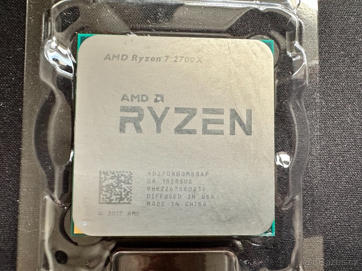 AMD RYZEN 7 2700X | AM4, s chladičem