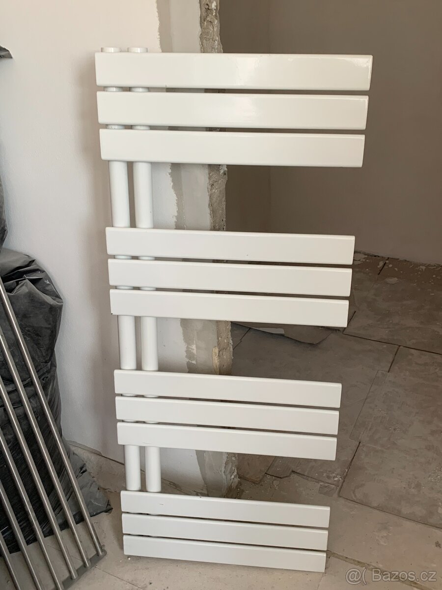 Žebříkové topení Výška 1 200 mm Šířka 500 mm