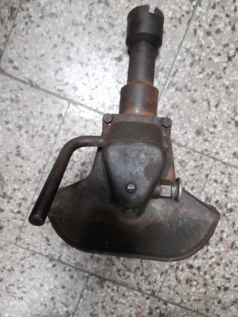 Automatický závěs na Zetor UŘ I a i UŘ 2.