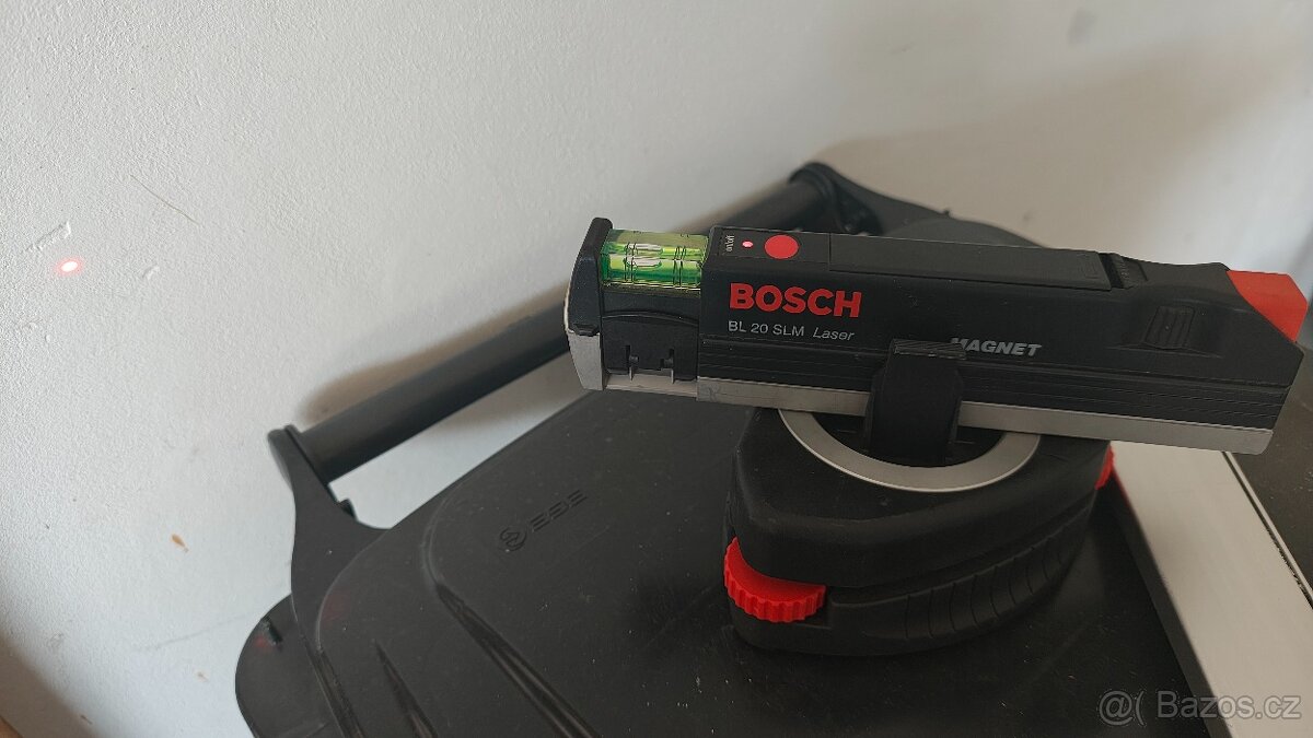 Stavební laser Bosch BL 20 SLM