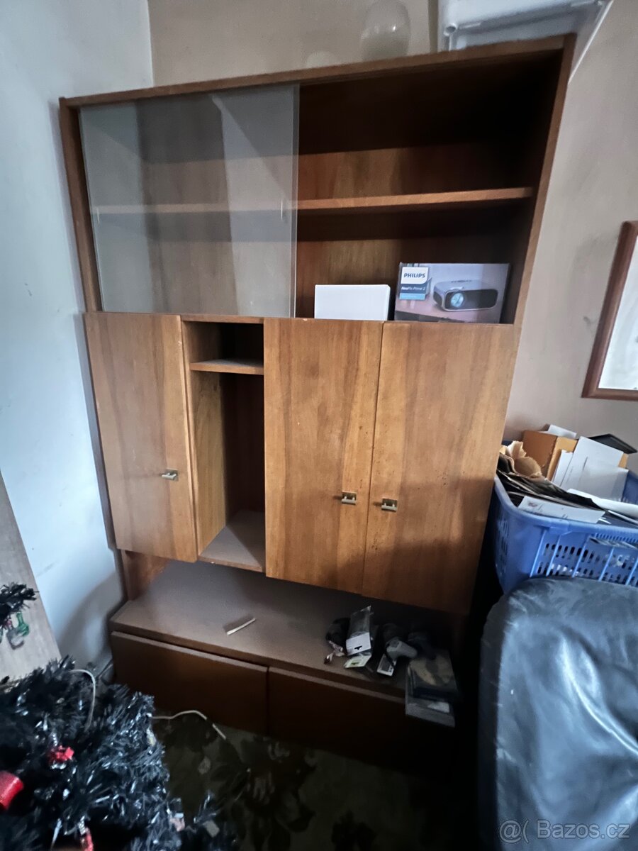 Skříně za odvoz dřevěné