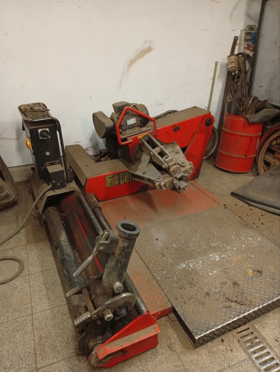 Nákladní zouvačka Corghi AG super 52L