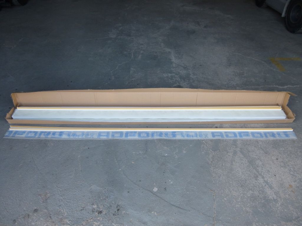 OKENNÍ APU LIŠTA S PERLINKOU, FASÁDNÍ ROHY