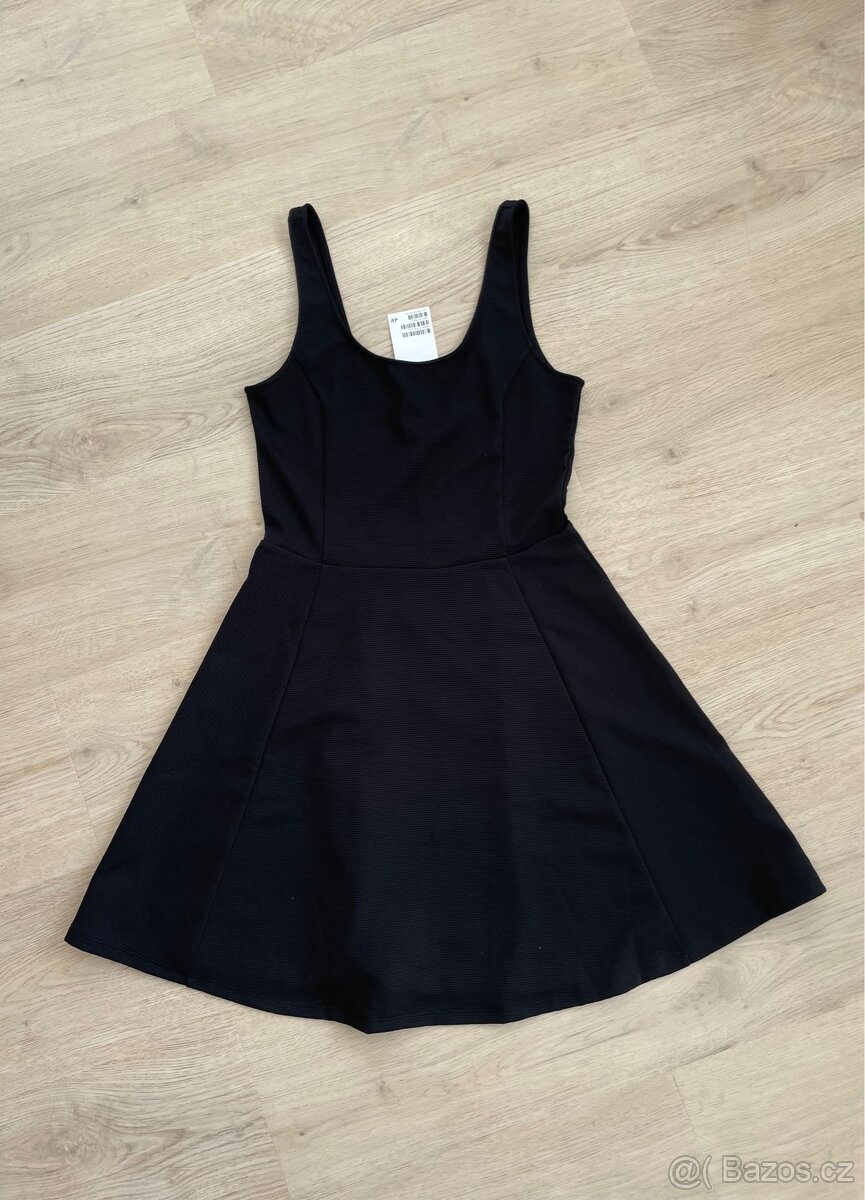 Dámské šaty, zn. H&M Divided, vel. 38