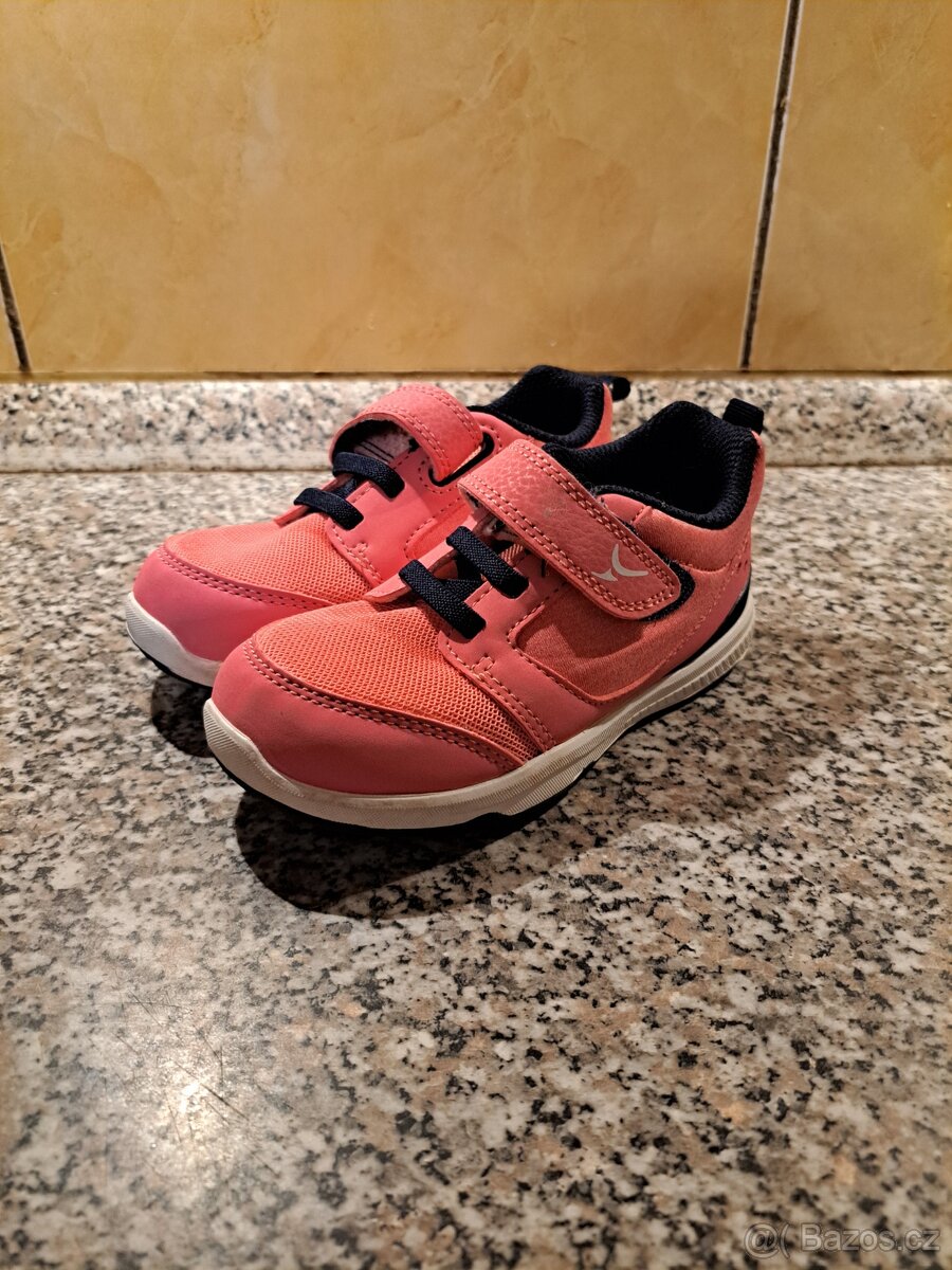 Dětské boty Decathlon - vel. 26