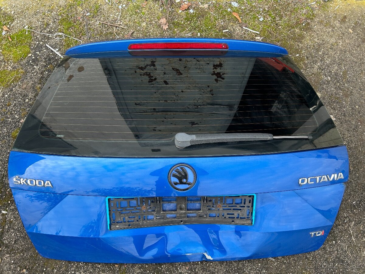 Kufrove dveře skoda octavia III 3