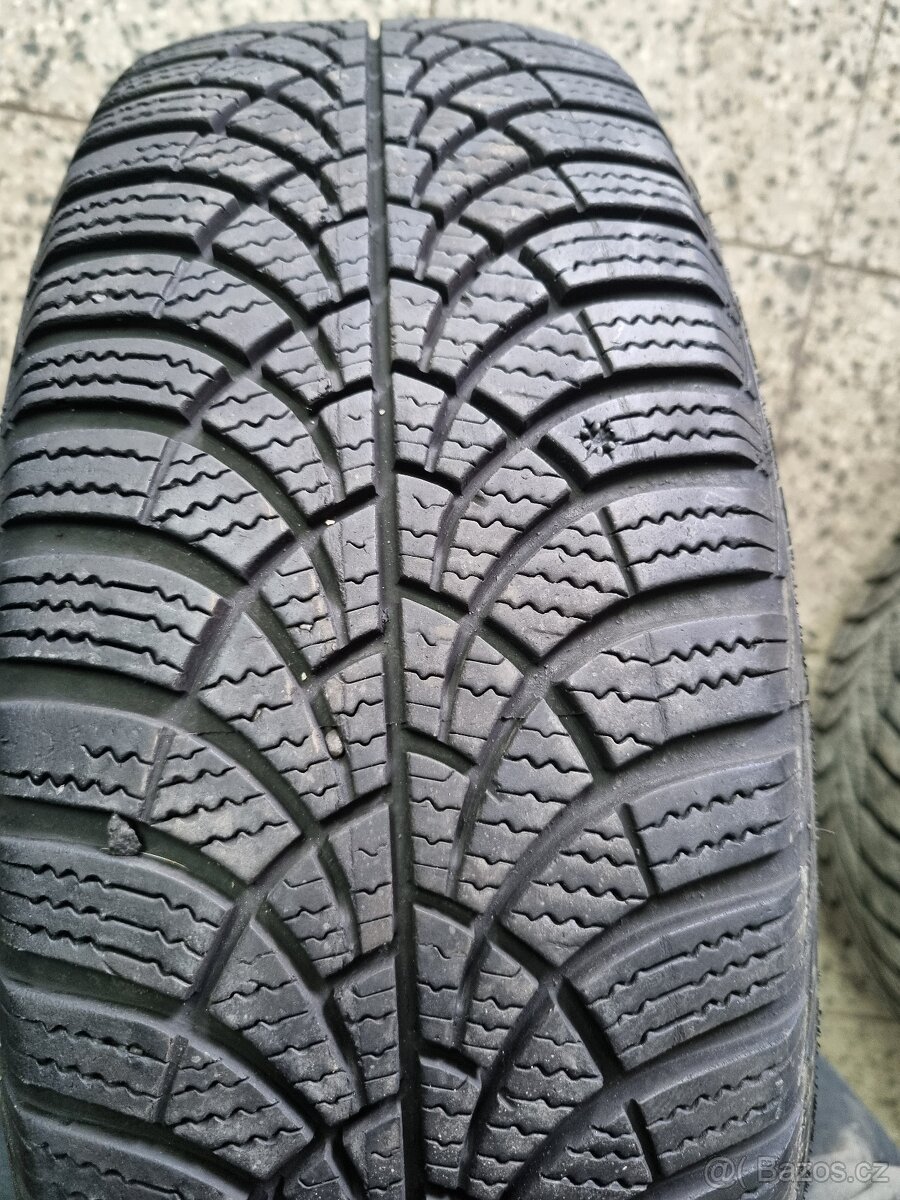 Zimní pneumatiky Goodyear 185/60 R14 82T