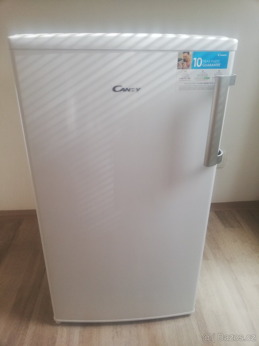 Chladnička/lednička s mrazákem CANDY, zánovní, udržováná,