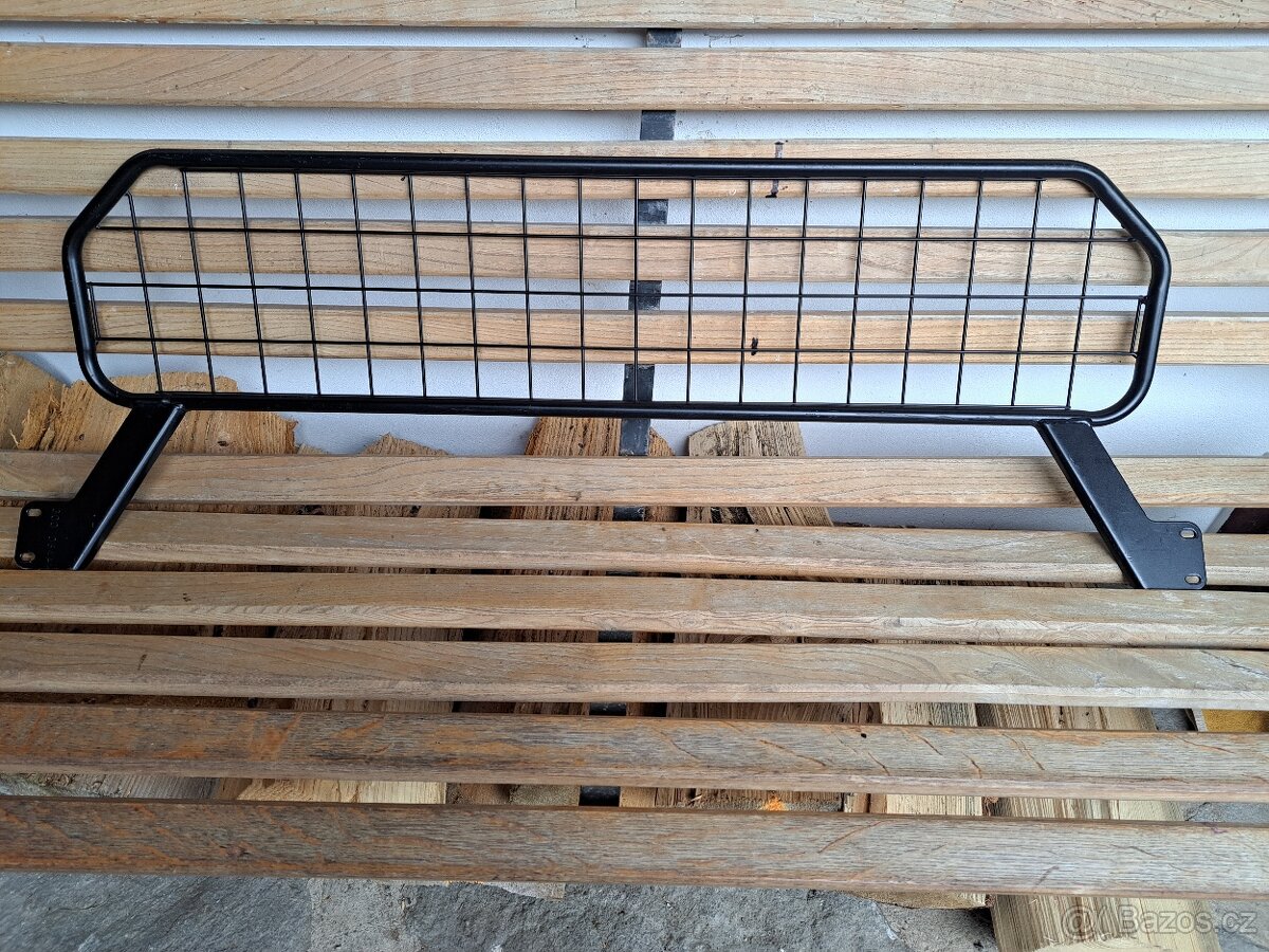 Dog guard, Dělící přepážka Nissan Almera a dalsi