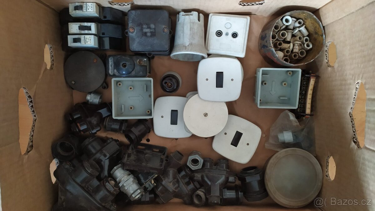 Elektroinstalační materiál