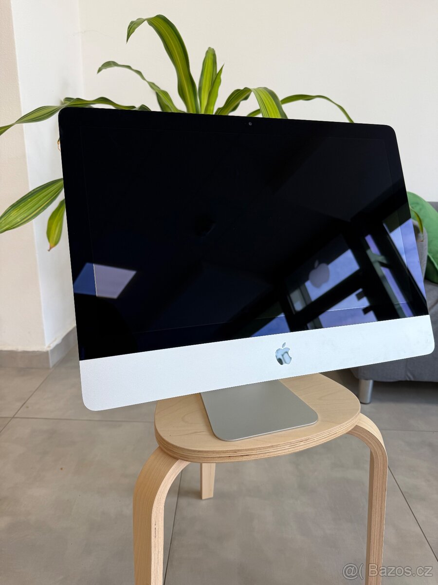 iMac 21,5" 2015 (FULL HD, 8GB RAM, 256GB SSD)
