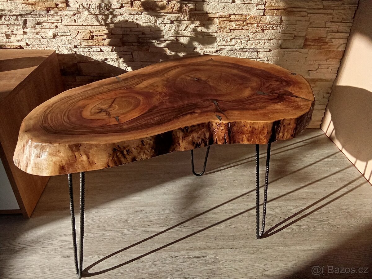 Odkládací stolek, Noční stolek