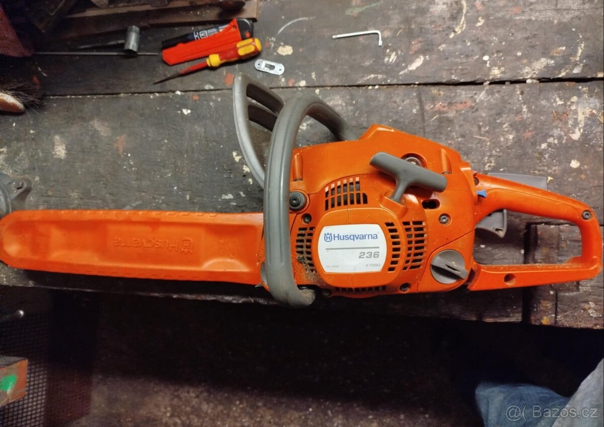 Husqvarna 236