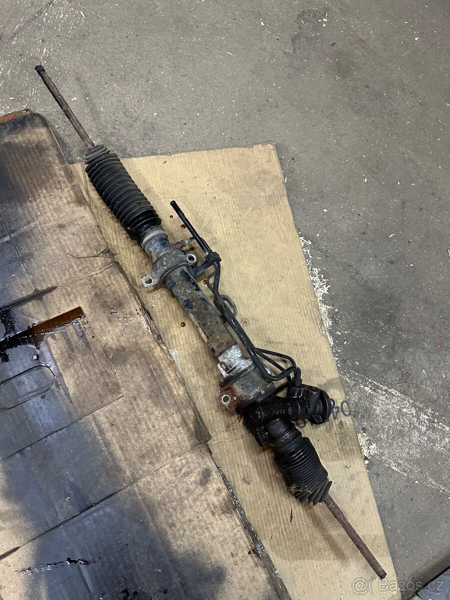 Ford Probe řízení