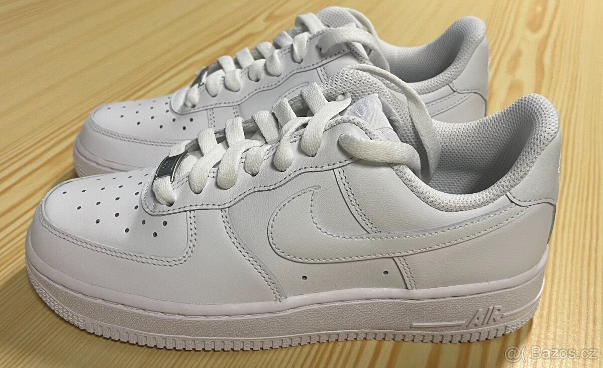 Dámské Nike Air Force 1, velikost 37,5