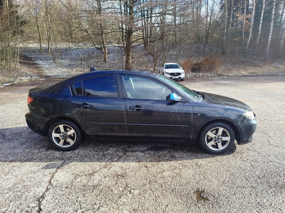 Mazda 3 bk limuzína