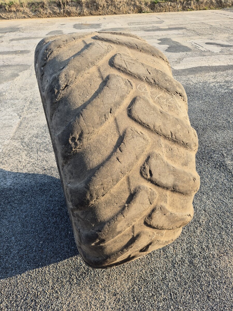 600/55-26.5 Trelleborg Forest pneu do lesa