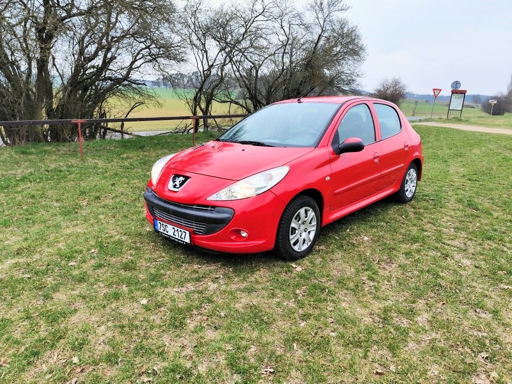 Peugeot 206+ BASIC - po 1. majiteli