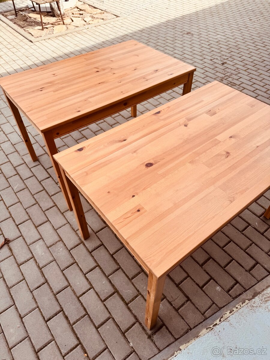 Jídelní stůl IKEA