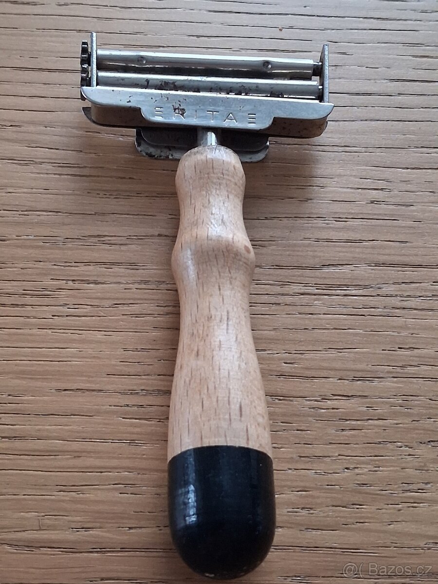 Holicí strojek Rita