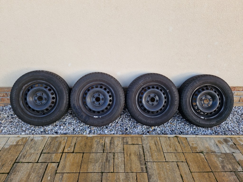 Originální plechové disky VW 15" vč. letních pneu 195/65