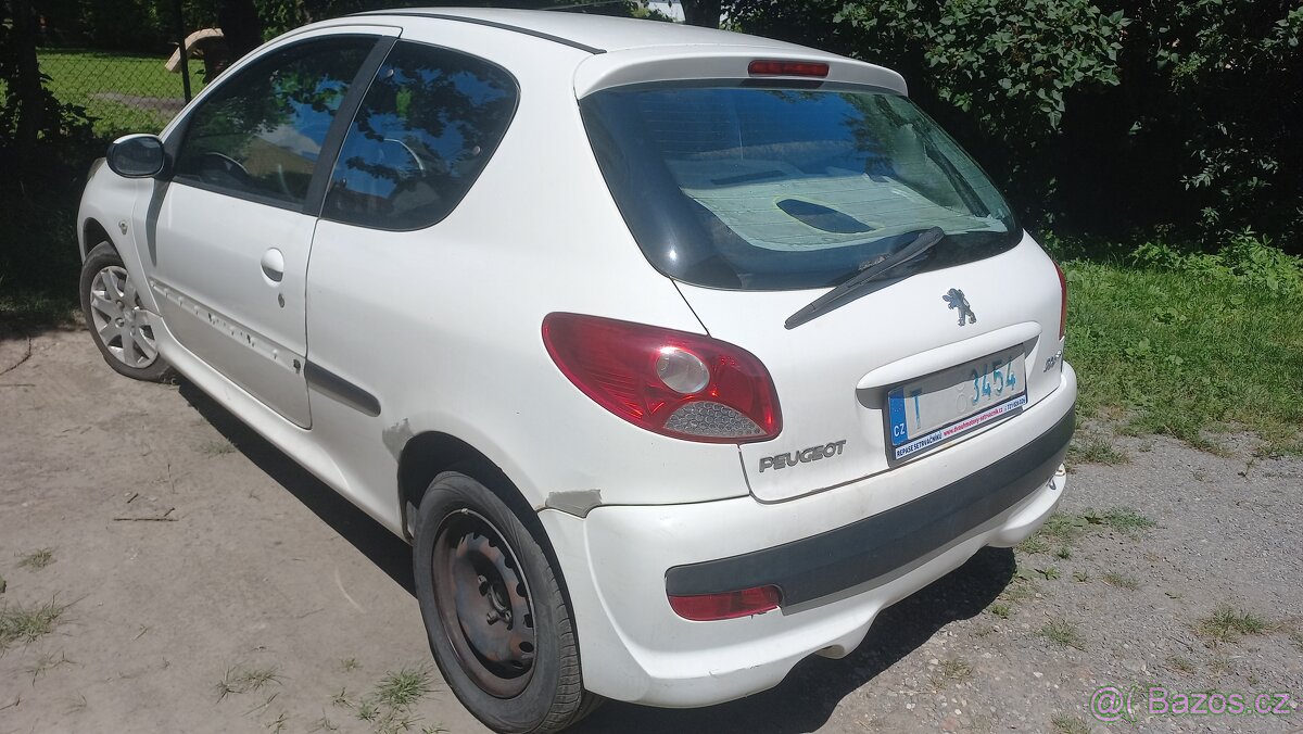 Peugeot 206+ 2011 motor 1.1 44kw 130 t.km Auto po opravě,dod
