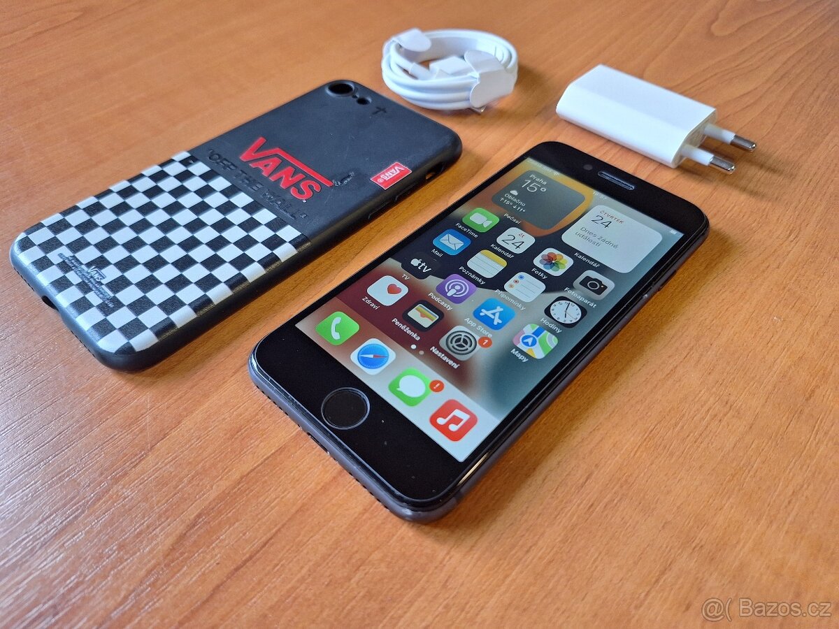 iPhone 8 Black 64gb, baterie 90%