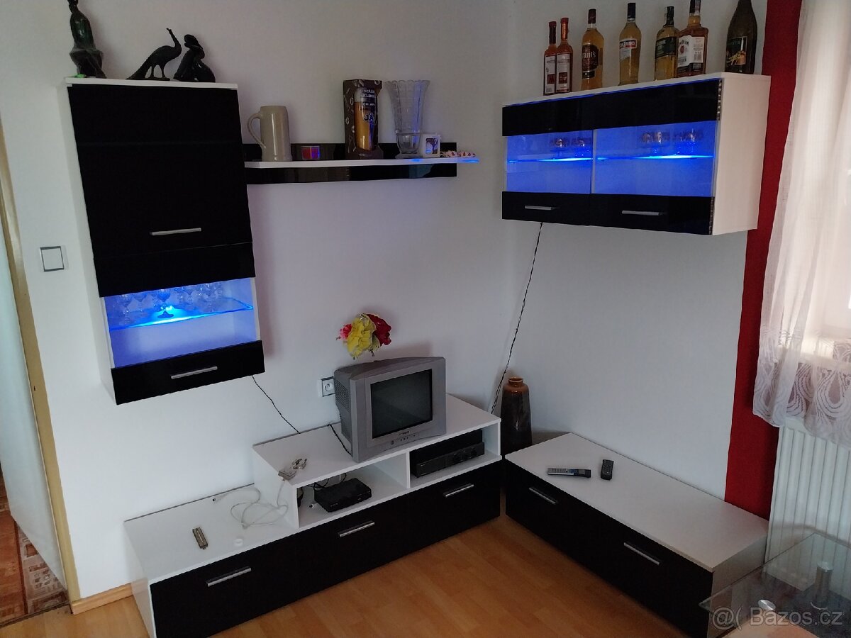 Nábytek do obývacího pokoje