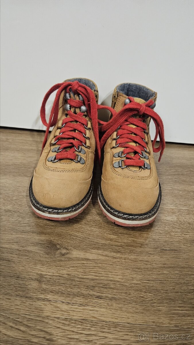 Chlapecké celokožené boty Zara Boys vel 33