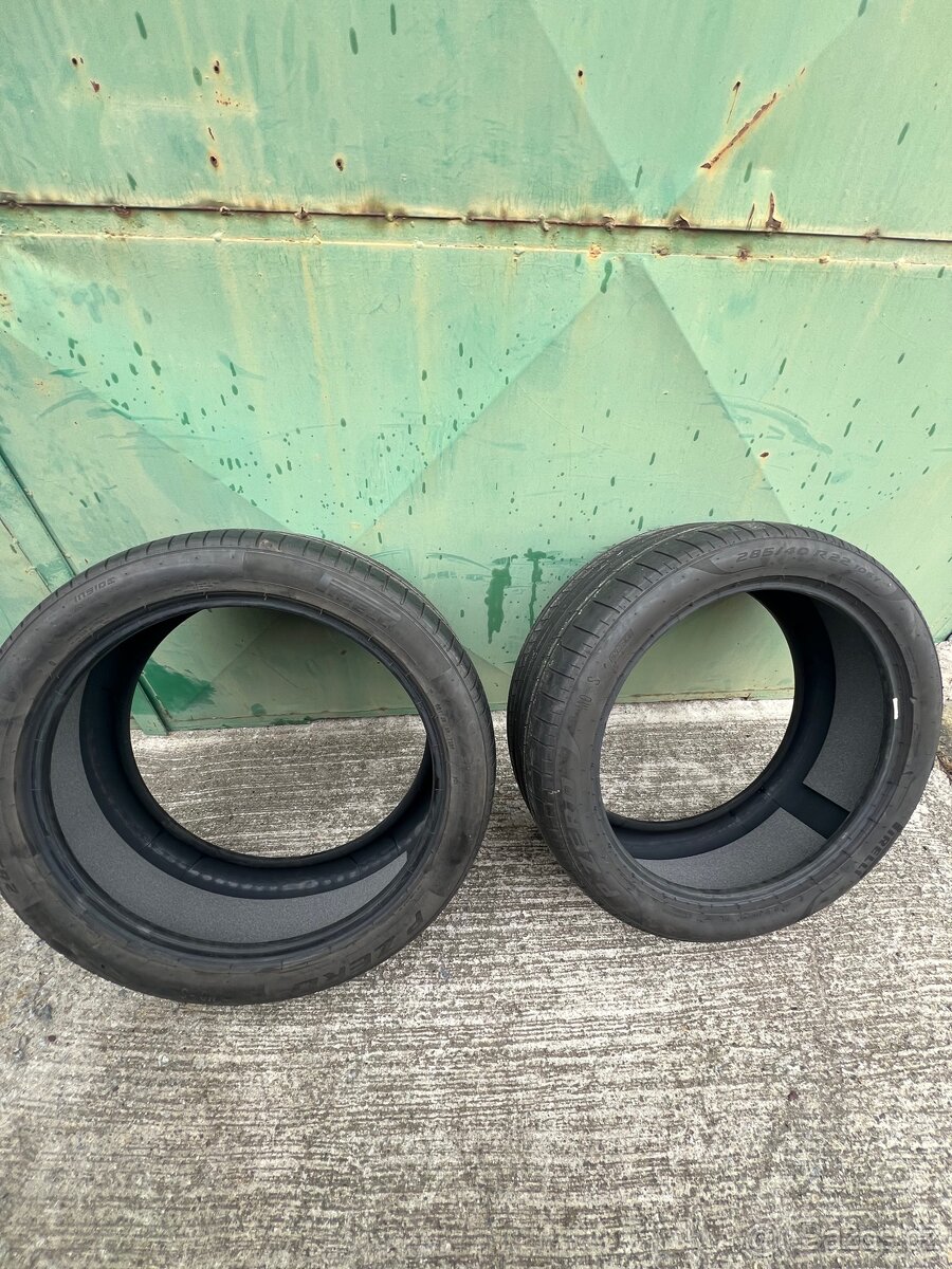Pneu 285/40 R22
